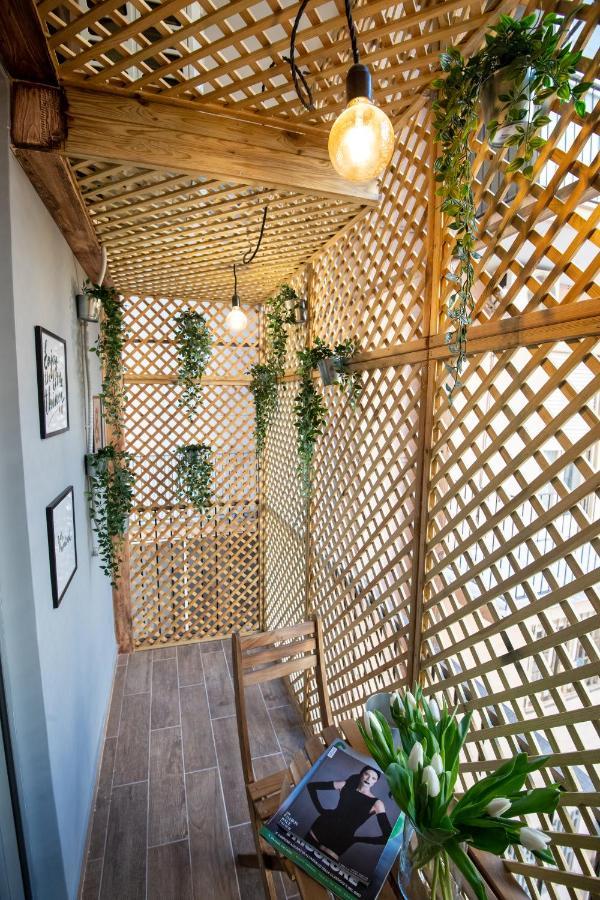 Contemporaneamente 147 - Modern & Comfort Rooms Bari Esterno foto