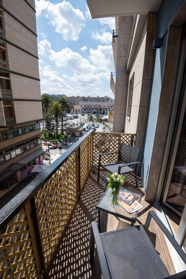 Contemporaneamente 147 - Modern & Comfort Rooms Bari Esterno foto